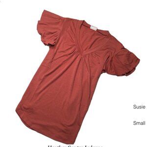 Susie Bell Sleeve V-Neck Blouse red or blue